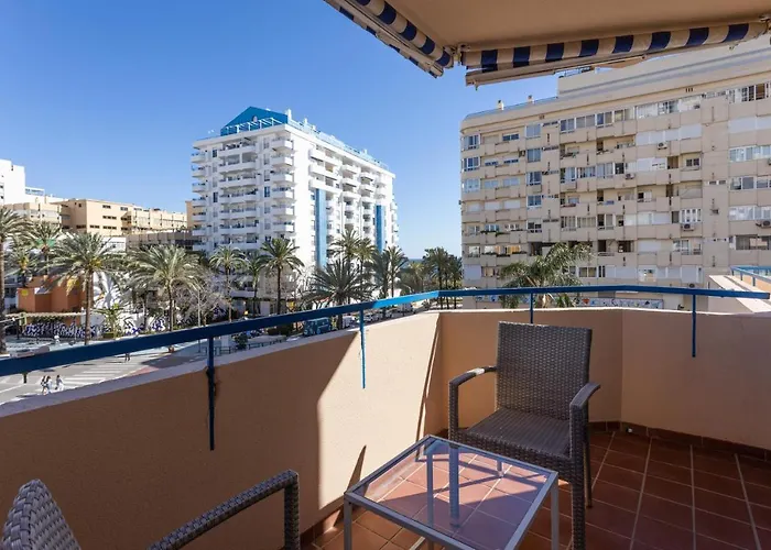2f Mtr - Temporary Rent 3bedrooms Old Town Apartmán *